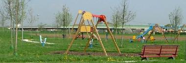 Parchi gioco parco area giochi bambini verde giostrine altalena 380 ant